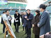 우범기 전주시장,  K리그 개막 앞두고 전주월드컵경기장 현장 점검