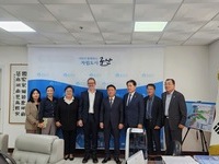 전북자치도의회 이병철 의원,  미국 워싱턴주 교육청 방문단과 전북외고 동행 방문