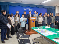 군산시의회 군산신항 무역항 지정 자문위원회 결과 즉각 군산시민들에게 공개할 것 촉구