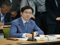 김경수 경남지사, 구속 77일 만에 보석 석방