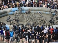 세계인의 여름 축제, 보령머드축제 막 올렸다